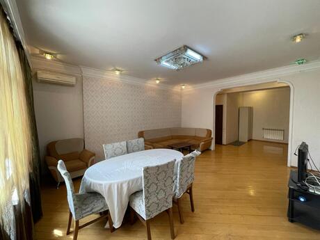 3-комн. новостройка - м. Шах Исмаил Хатаи - 120 м²