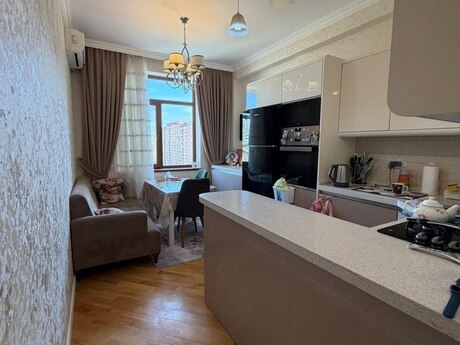 2 otaqlı yeni tikili - İnşaatçılar m. - 84 m²