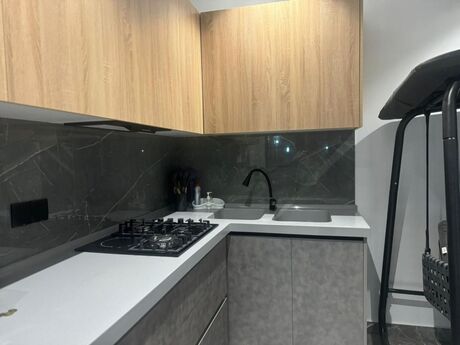 Şüvəlanda 4 otaqlı həyət evi kirayə verilir, 250 m², 1 200 AZN/ay, şəkil 5 / 12