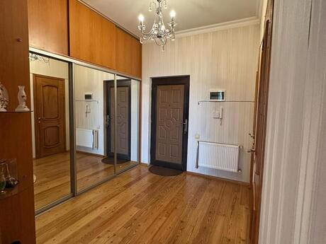 2-комн. новостройка - м. Ази Асланов - 94 м²