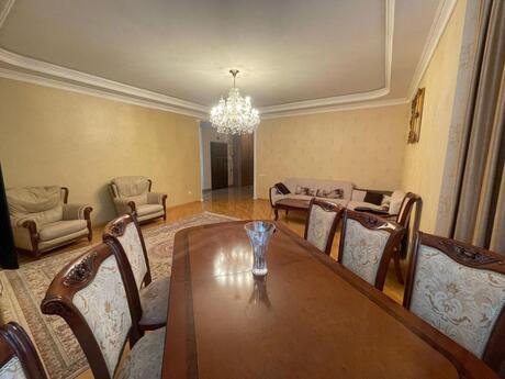 3 otaqlı yeni tikili - İnşaatçılar m. - 120 m²