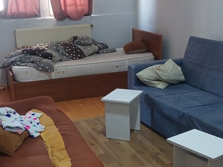 1 otaqlı yeni tikili - İnşaatçılar m. - 60 m²