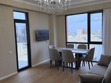 3 otaqlı yeni tikili - İnşaatçılar m. - 83 m²