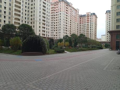 2 otaqlı yeni tikili - Elmlər Akademiyası m. - 76 m²