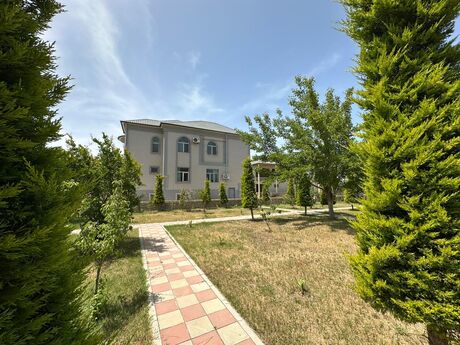 9-комн. дом/дача - пос. Мардакан - 500 м²