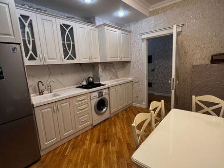 3 otaqlı yeni tikili - Badamdar q. - 100 m²