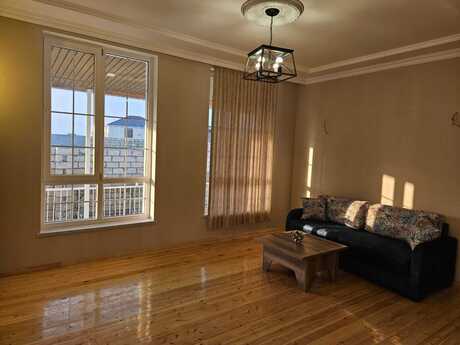 4 otaqlı həyət evi/bağ evi - Pirşağı q. - 300 m²