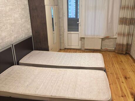 1 otaqlı köhnə tikili - İnşaatçılar m. - 35 m²