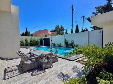 4 otaqlı həyət evi/bağ evi - Mərdəkan q. - 280 m²