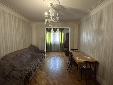 3 otaqlı köhnə tikili - Həzi Aslanov m. - 75 m²