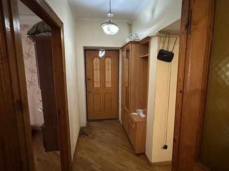 3 otaqlı köhnə tikili - Həzi Aslanov m. - 75 m²