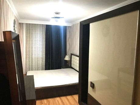 3 otaqlı köhnə tikili - Xalqlar Dostluğu m. - 65 m²