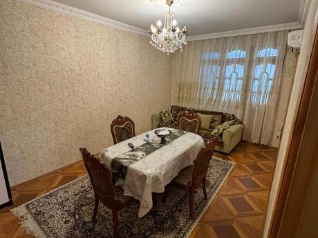 2 otaqlı köhnə tikili - Memar Əcəmi m. - 44 m²