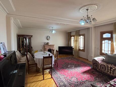 5-комн. вторичка - м. Ази Асланов - 110 м²