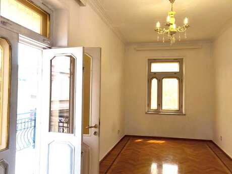 2 otaqlı ofis - Sahil m. - 60 m²