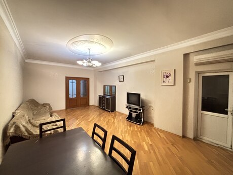 2 otaqlı yeni tikili - Nəriman Nərimanov m. - 110 m²
