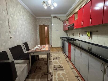 3-комн. новостройка - м. 8 ноября - 125 м²