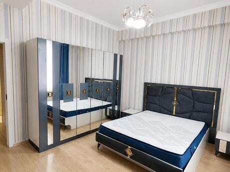 2 otaqlı yeni tikili - 28 May m. - 75 m²