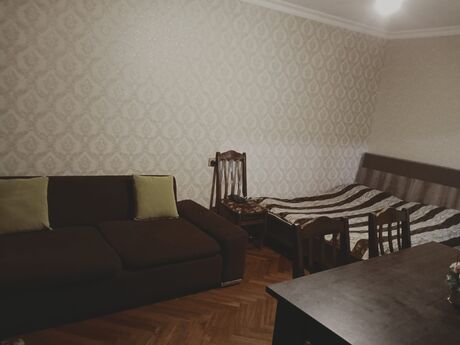 1 otaqlı köhnə tikili - Qara Qarayev m. - 32 m²