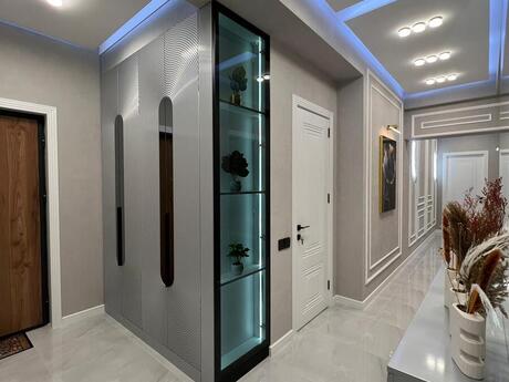 3-комн. новостройка - м. Ази Асланов - 105 м²