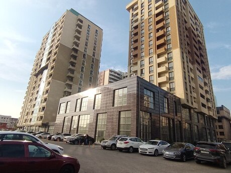 3 otaqlı yeni tikili - Şah İsmayıl Xətai m. - 106 m²