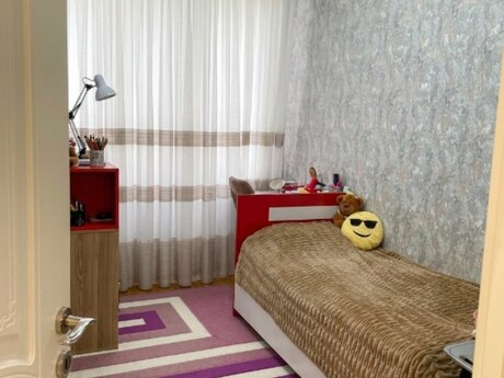 3-комн. новостройка - м. Кара Караев - 70 м²