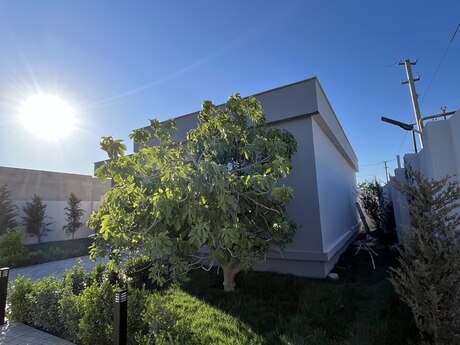5 otaqlı həyət evi/bağ evi - Albalılıq q. - 142 m²
