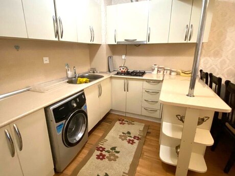 2-комн. вторичка - м. 20 января - 61 м²