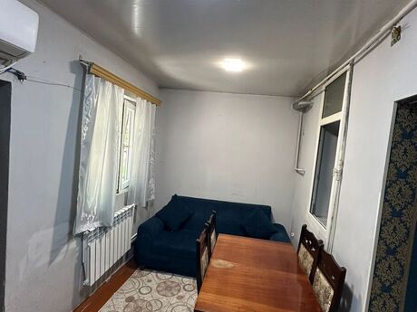 1 otaqlı köhnə tikili - Bakıxanov q. - 32 m²