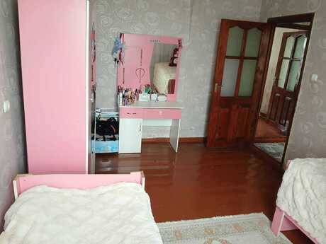 3 otaqlı köhnə tikili - NZS q. - 50 m²
