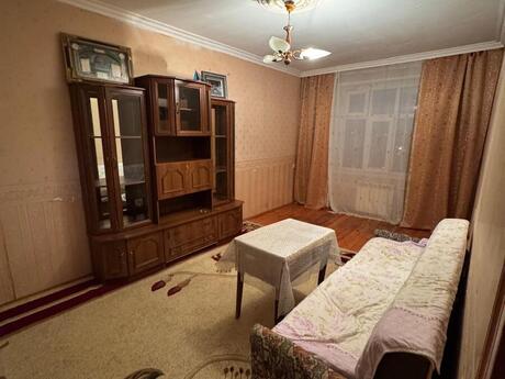 4 otaqlı köhnə tikili - Həzi Aslanov m. - 70 m²