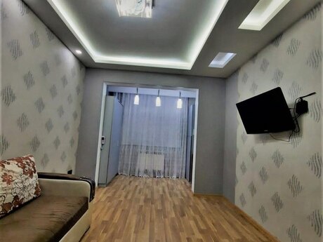2 otaqlı köhnə tikili - Memar Əcəmi m. - 55 m²