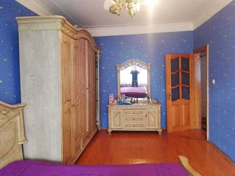 3 otaqlı köhnə tikili - Elmlər Akademiyası m. - 80 m²