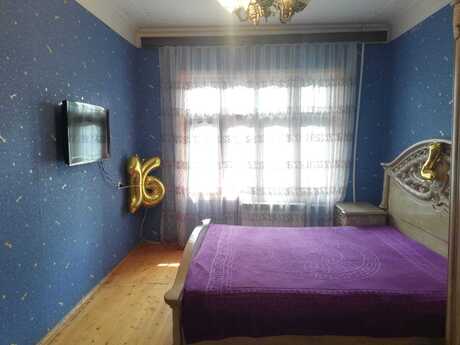 3 otaqlı köhnə tikili - Elmlər Akademiyası m. - 80 m²