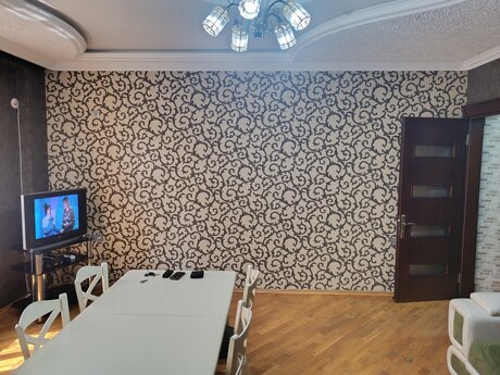 2-комн. новостройка - м. Иншаатчылар - 60 м²