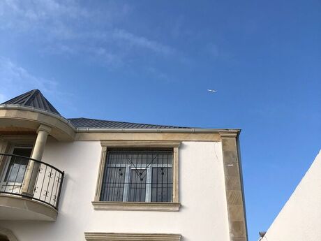 7 otaqlı həyət evi/bağ evi - Hövsan q. - 250 m²