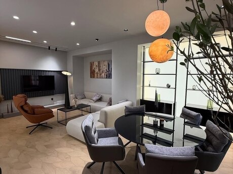 3 otaqlı yeni tikili - 8 Noyabr m. - 148 m²