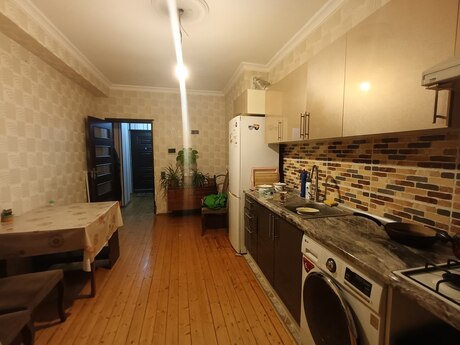 2 otaqlı yeni tikili - İnşaatçılar m. - 50 m²