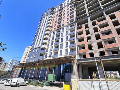 4-комн. новостройка - м. Кара Караев - 126 м²