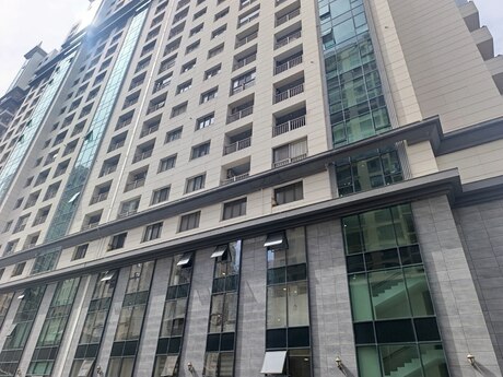 3-комн. новостройка - м. Иншаатчылар - 155 м²
