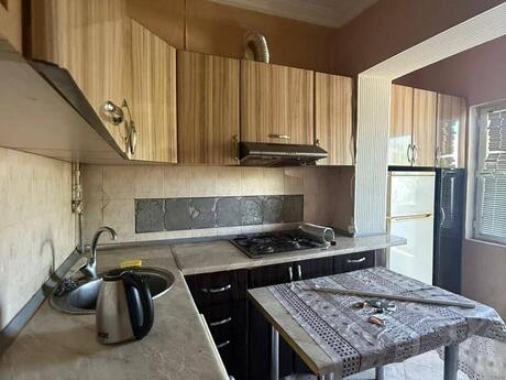 3-комн. вторичка - Ясамальский р. - 80 м²