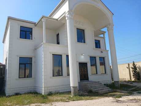6 otaqlı həyət evi/bağ evi - Şüvəlan q. - 315 m²