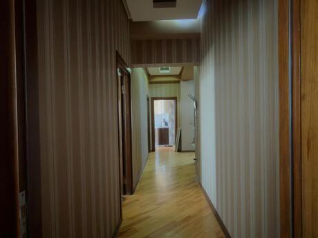 4-комн. новостройка - пос. Ази Асланова - 107.7 м²