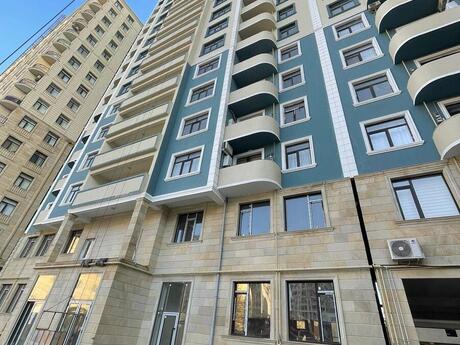 3-комн. новостройка - Насиминский  р. - 152 м²