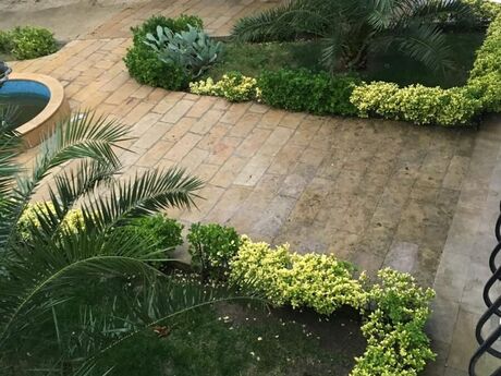 7 otaqlı həyət evi/bağ evi - Mərdəkan q. - 375 m²