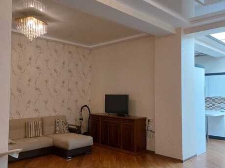 2-комн. новостройка - м. Ичеришехер - 85 м²