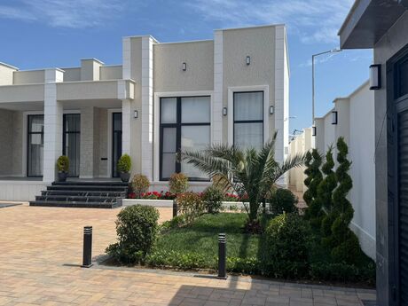 5 otaqlı həyət evi/bağ evi - Mərdəkan q. - 200 m²