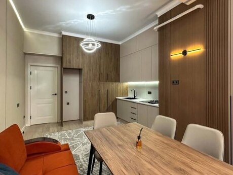 2-комн. новостройка - м. 28 мая - 50 м²