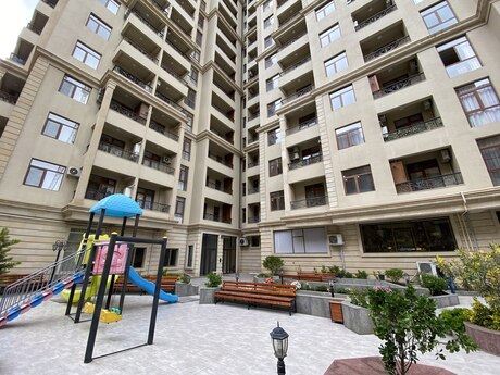 2-комн. новостройка - Насиминский  р. - 85 м²