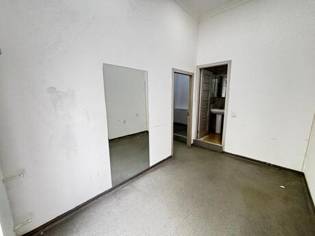 Объект - м. Кара Караев - 35 м²